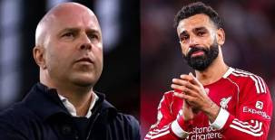 El técnico del Liverpool volvió a hablar de la polémica con Mohamed Salah y sobre una posible salida del jugador.