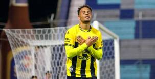 Real España, en un juego de bostezo, triunfa contra Génesis PN con solitario gol del brasileño Gustavo Moura