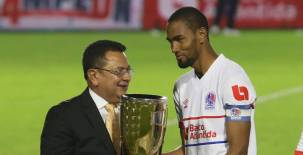 Jerry Bengtson le respondió a los que lo critican luego de salir bicampeón con Olimpia.