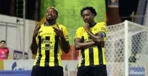 Real España saca su casta y con una épica remontada jugando con 10 hace morder el polvo al Olimpia de Espinel