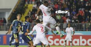Jorge Benguché ejecuta un cabezazo que fue a las redes, pero se lo invalidaron por fuera de lugar. Fotos Marvin Salgado y Alex Pérez.