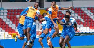 La Selección de Honduras llegó este viernes a Tegucigalpa procedente de Managua. Foto FFH.