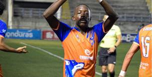 Lobos UPNFM tumba al Juticalpa y acaricia la liguilla del Apertura 2025 de la Liga Nacional