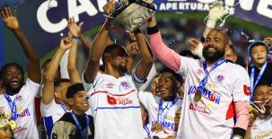 ¡Llegó la 40! Olimpia entierra el centenario del Marathón y se corona bicampeón de la Liga Nacional de Honduras