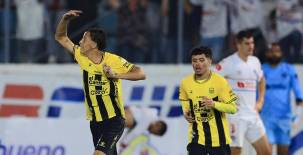 Real España saca su casta y con una épica remontada jugando con 10 hace morder el polvo al Olimpia de Espinel