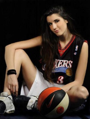 Valentina Vignali, la jugadora de baloncesto más bella del mundo