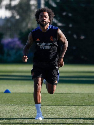 Notorio cambio físico en Isco y máscaras de hipoxia: El sorpresivo entrenamiento del Real Madrid&nbsp;&nbsp;&nbsp;