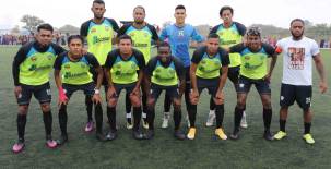 Foto de archivo del equipo de Olancho FC en la final del Torneo Apertura 2021-22.