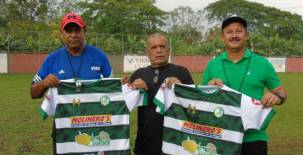El entrenador Mauro Reyes fue presentado este miércoles por Juticalpa FC.