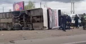 Un autobus que llevaba hinchas de Boca se dio vuelta en San Martín: Una mujer falleció y al menos 24 heridos hasta el momento