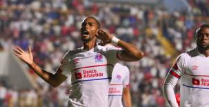 Olimpia venció a Real España y se pone a tiro de una nueva final en Honduras