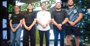 Representantes de Diunsa, Sportia y Atrium Sports durante el lanzamiento de la Copa Xiaomi en Sportia Pádel Club el viernes 5 de diciembre de 2025.