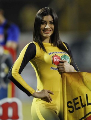 ¡BOMBONCITOS! El Morazán fue una pasarela... Qué mujeres tan bellas