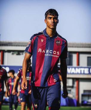 Martín Krug jugará en la primera plantilla del Levante UD.