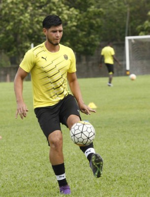 RUMORES Y FICHAJES: Rony Martínez suena en Colombia y Motagua daría batacazo