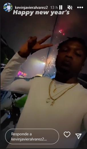 Rambo de León con nuevo y loco look, jugador de Olimpia visita a Edwin y uno propuso matrimonio: ¡Así recibieron el 2023 los futbolistas hondureños!