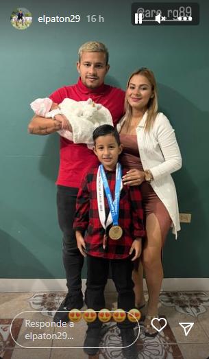 Rambo de León con nuevo y loco look, jugador de Olimpia visita a Edwin y uno propuso matrimonio: ¡Así recibieron el 2023 los futbolistas hondureños!