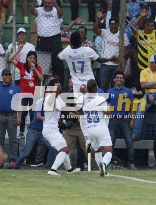 ¿Serán estas las últimas 15 fotos de Alberth Elis como jugador de Olimpia?