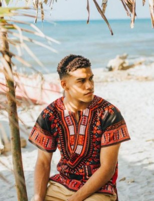 Modelo y cautivador en Instagram: la otra faceta de Carlos Palacios Jr, el hijo de 'Calolo' y jugador del Victoria