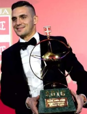 ¿Quién es Dusan Tadic?, el polémico serbio que eliminó al Real Madrid en el Bernabéu