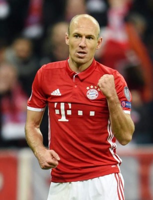 Un mexicano y ningún jugador del Real Madrid en el 11 de Champions