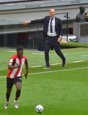 Fotos: La oración de Casemiro en el penal y el pisotón de Sergio Ramos en el Athletic-Real Madrid