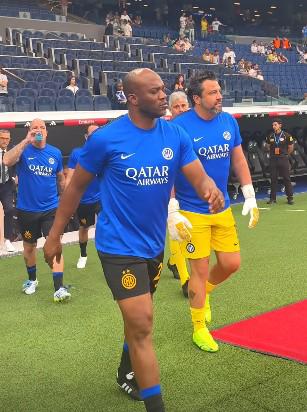 David Suazo enfrentó a las leyendas del Real Madrid: así le fue en el Bernabéu