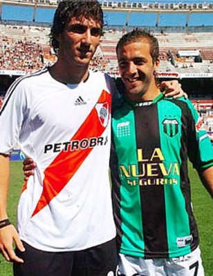 FOTOS: Los hermanos que se enfrentaron en el fútbol