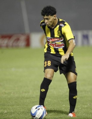 El experimentado 11 titular que enviará Tato García contra Marathón en semifnales