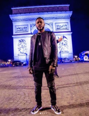 Todo un misterio: Guélor Kanga, el futbolista africano que nació en 1990... ¡pero su madre falleció en 1986!