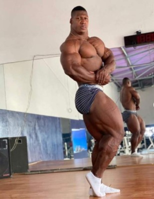 Increíble: Así es Rubiel Mosquera, el hombre con el cuello más grande y fuerte del mundo