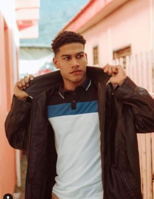 Modelo y cautivador en Instagram: la otra faceta de Carlos Palacios Jr, el hijo de 'Calolo' y jugador del Victoria