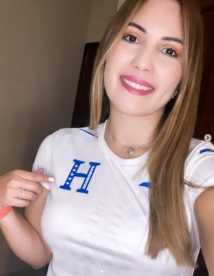 El lado más lindo del Honduras-Panamá: conocé a las hermosas periodistas que enamoran a la afición