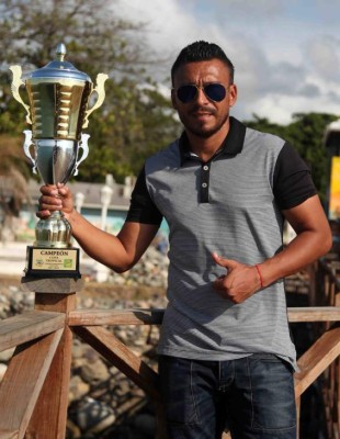 Los 19 futbolistas hondureños que han jugado en equipos del Medio Oriente