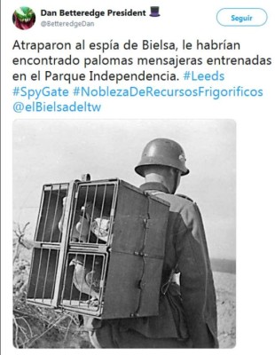 Los memes atacan a Marcelo Bielsa por su caso de espionaje