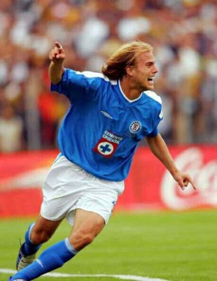 Con dos hondureños: Aficionados mexicanos que lamentan la salida de estos extranjeros de Liga MX