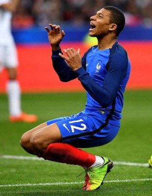 MERCADO: James y Choco Lozano son noticia, Ibrahimovic regresaría a España