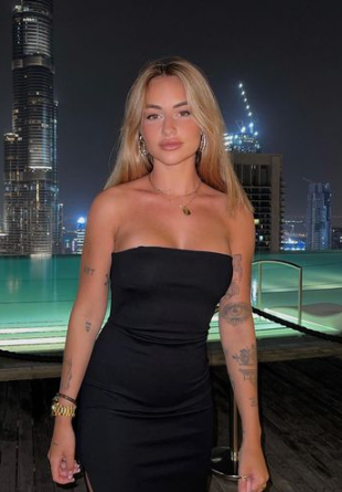 Estuvo en el clásico: la hermosa tiktoker y amiga de Neymar que estaría saliendo con crack del Barcelona