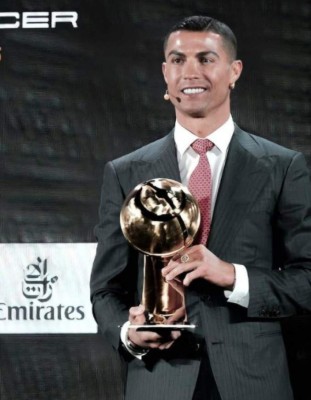 Georgina Rodríguez arrasa en la gala de los Globe Soccer Awards: así llegó junto a Cristiano Ronaldo