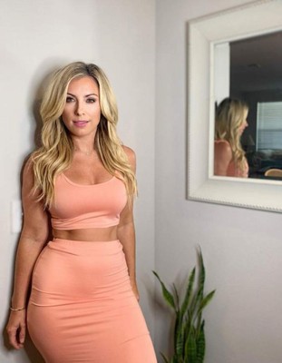 Sarah Schreiber, la sensual presentadora norteamericana de la que todos hablan en la WWE