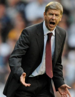 Los grandes futbolistas que tuvieron éxito como estudiantes universitarios