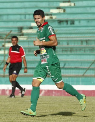 MERCADO:Real España suma otra baja, ex de Olimpia prueba en Motagua y Real de Minas es noticia