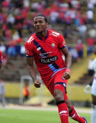 Gustavo Quinteros define el 11 de Ecuador para enfrentar a Honduras