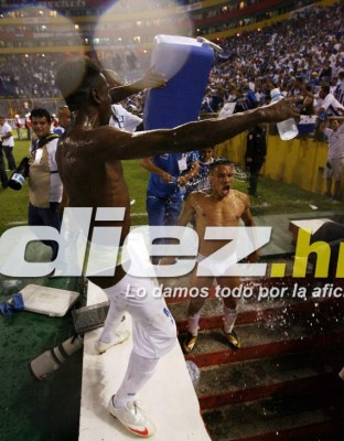 Las 10 fotos más locas de Edgar Álvarez fuera de las canchas