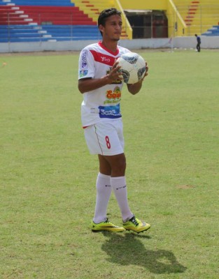 MERCADO: Georgie Welcome y otro hondureño se van al extranjero