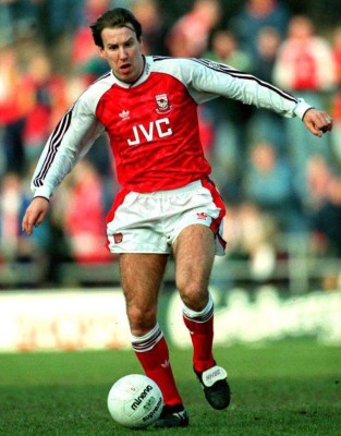 Futbolistas que tuvieron problemas con el alcohol