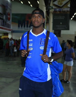 La Selección Nacional de Honduras arribó pensando EUA.