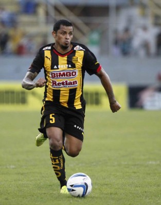 Futbolistas hondureños que no tuvieron la oportunidad de salir al extranjero