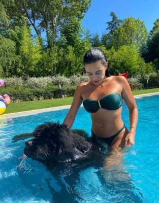 ¡Infartante! La mujer de Marcelo sorprende con sus topless en sus vacaciones en Ibiza