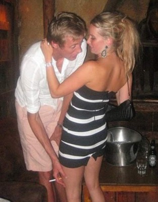 Los grandes futbolistas por el mundo que fueron captados fumando